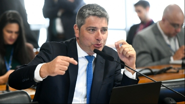 Rapporteur Portinho presented an alternative text relaxing the rules on advertising of ‘Bets’